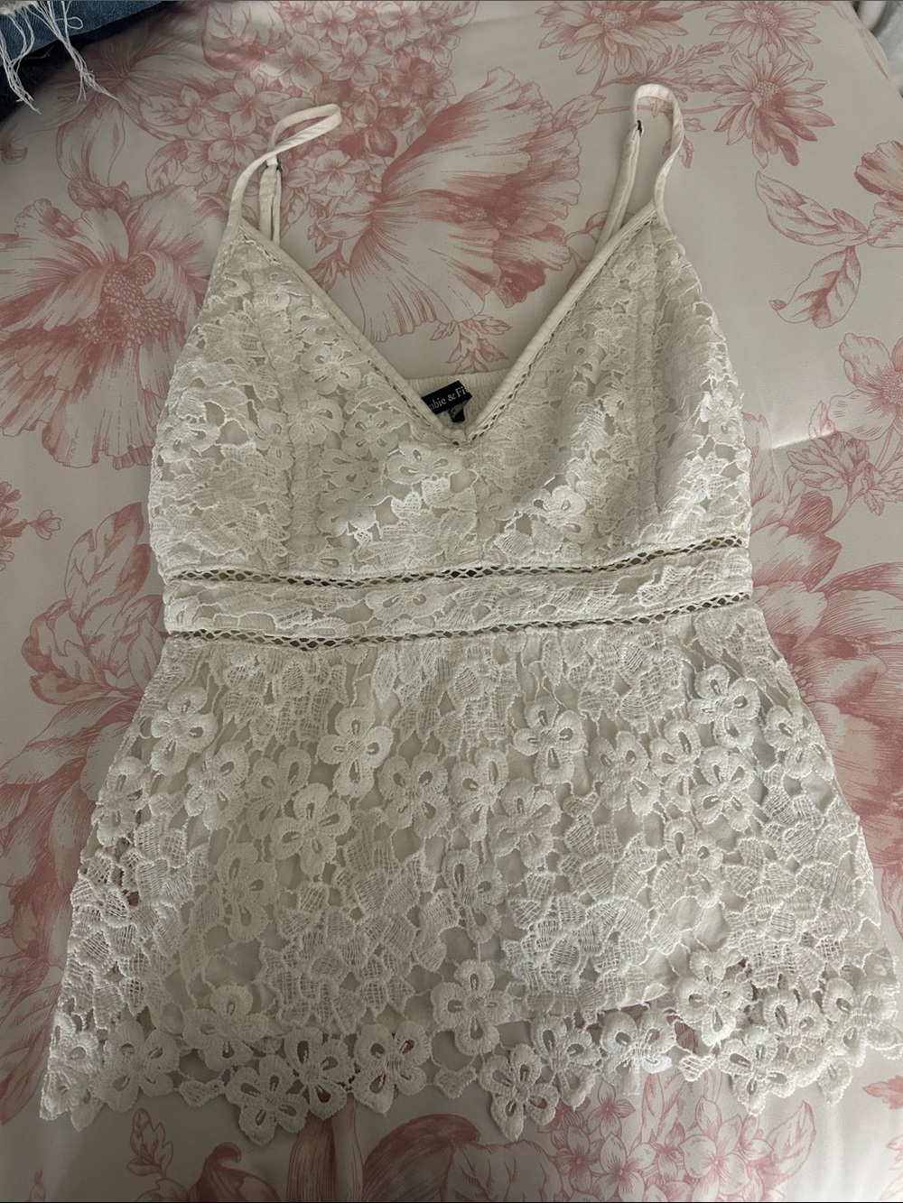 Abercrombie & Fitch White Floral Lace Cami